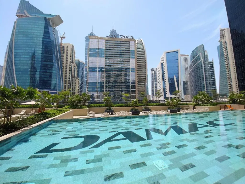 Quiet 1Br With River View Dubai Apartment